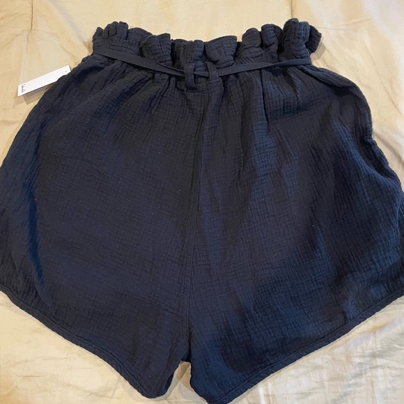 Splendid Brand gauze shorts size L - Picture 2 of 5